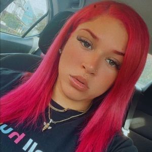 Meet your Posher, Isalee